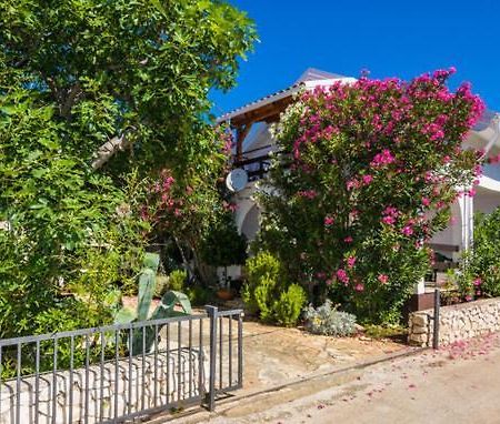 Apartment "Marija" - Otok Vir Eksteriør billede