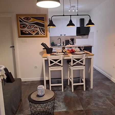 Apartment "Marija" - Otok Vir Eksteriør billede